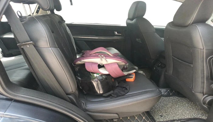 2019 Tata Hexa XTA 4X2 6 STR, Diesel, Automatic, 1,00,648 km, interior