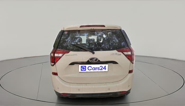 2018 Mahindra XUV500 W9, Diesel, Manual, 2,71,809 km, exterior