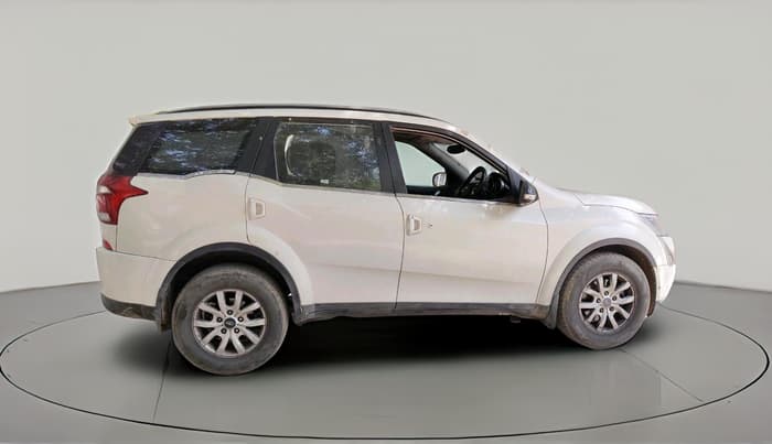 2018 Mahindra XUV500 W9, Diesel, Manual, 2,71,809 km, exterior