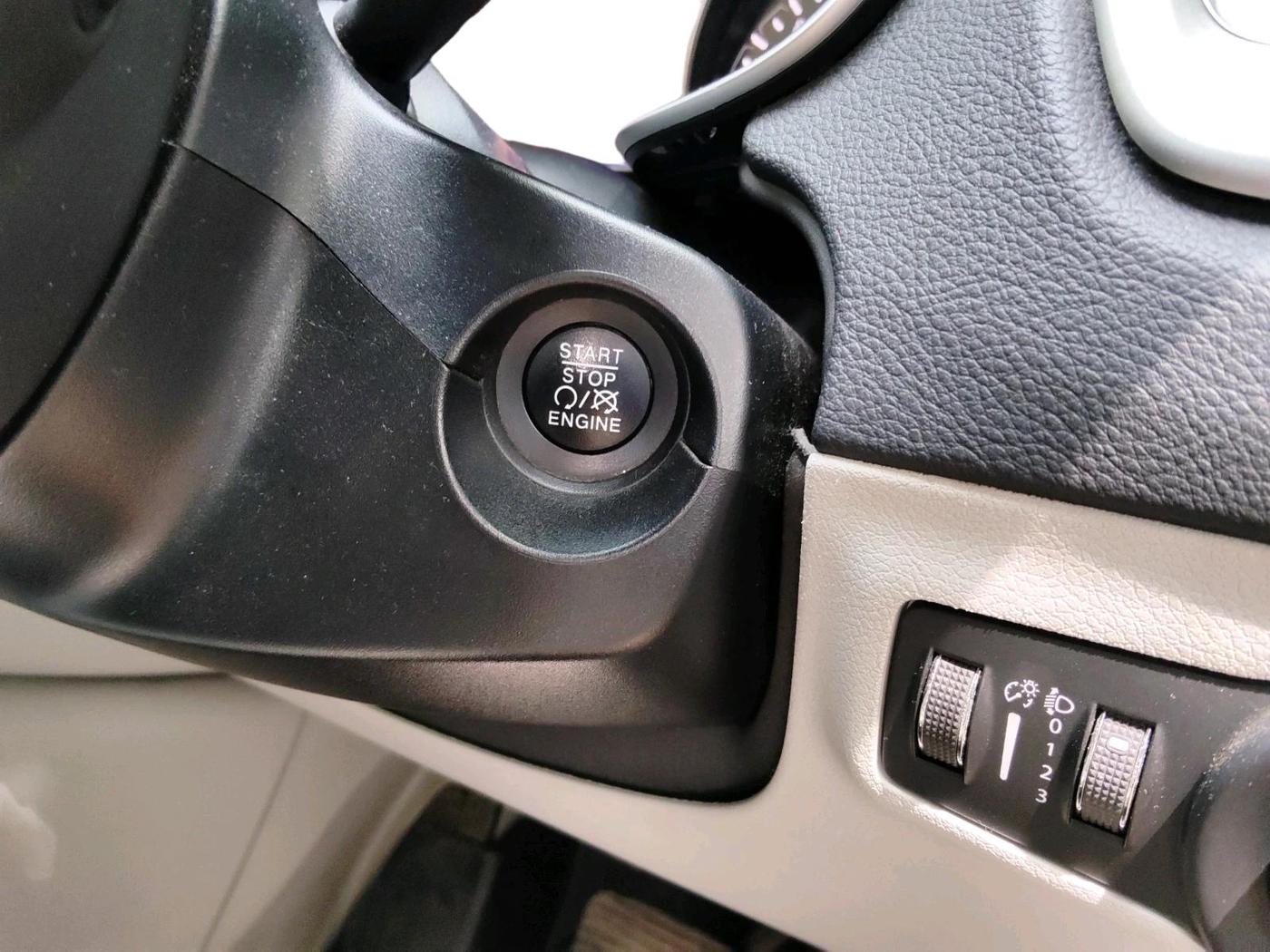 2020 Jeep Compass LONGITUDE PLUS 1.4 PETROL AT, Petrol, Automatic, 64,133 km, interior