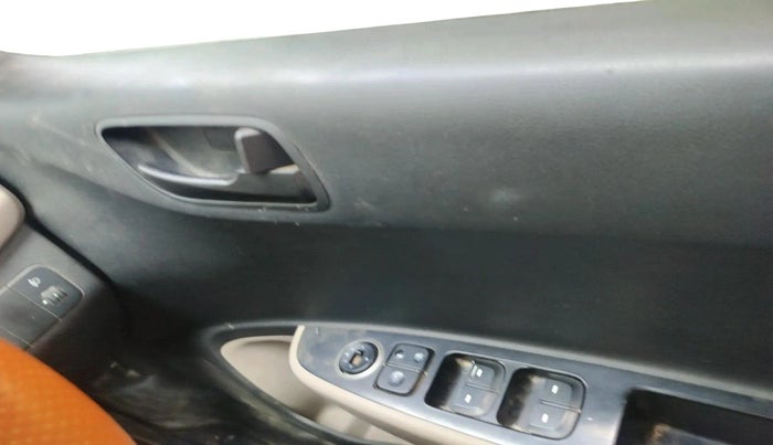 2018 Hyundai Grand i10 MAGNA 1.2 KAPPA VTVT, Petrol, Manual, 39,375 km, interior