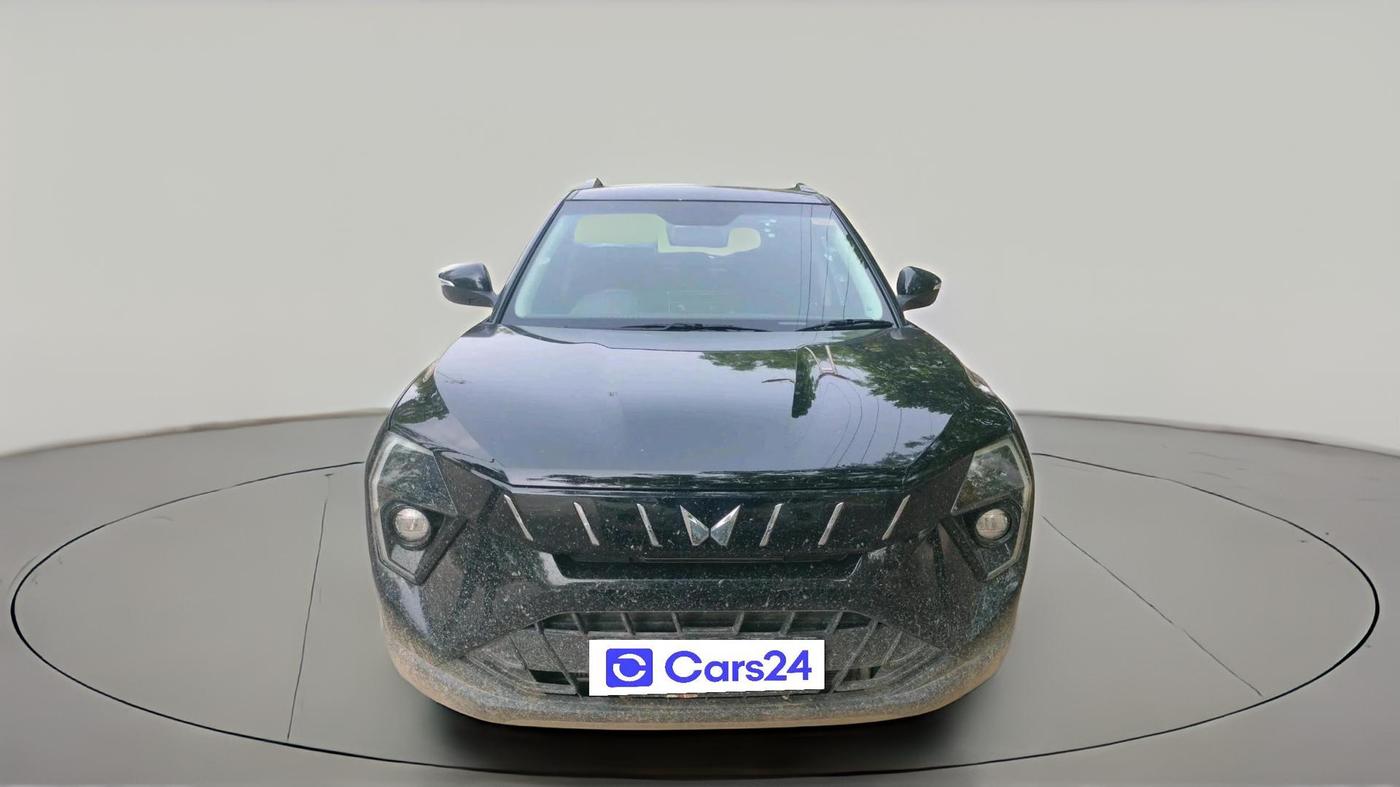 2026 Mahindra XUV 3XO AX5 1.5 Turbo Diesel, Diesel, Manual, 6,124 km, exterior