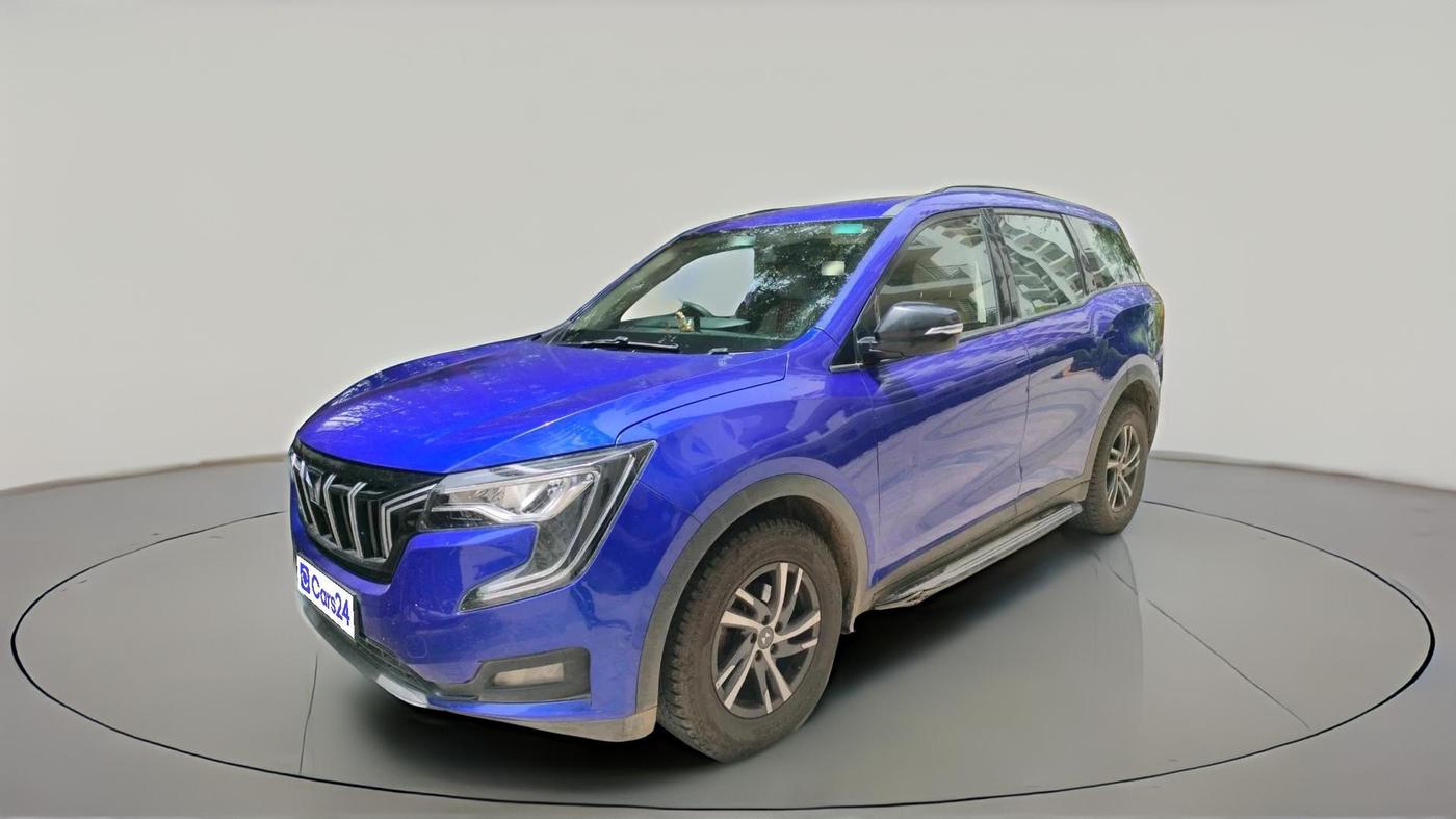 2022 Mahindra XUV700 AX 5 P AT 5 STR, Petrol, Automatic, 74,618 km, exterior