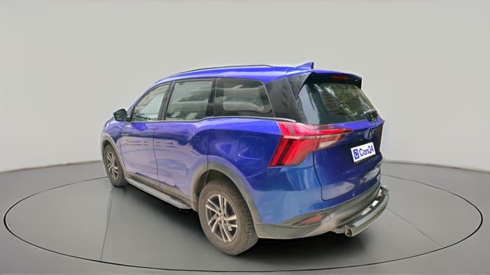 2022 Mahindra XUV700 AX 5 P AT 5 STR, Petrol, Automatic, 74,618 km, exterior