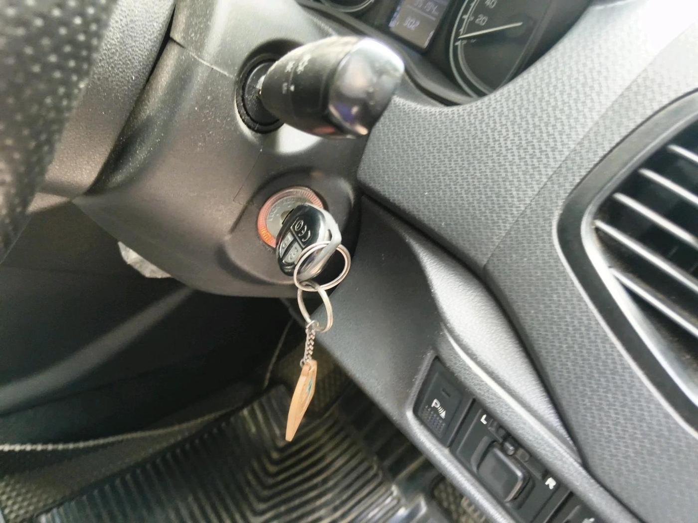 2016 Maruti Vitara Brezza VDI, Diesel, Manual, 35,194 km, interior