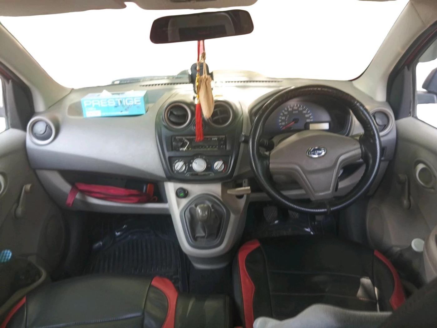 2015 Datsun Go T, Petrol, Manual, 1,02,121 km, interior