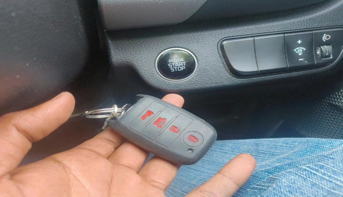 2019 KIA SELTOS HTK PLUS AT 1.5 DIESEL, Diesel, Automatic, 85,862 km, interior