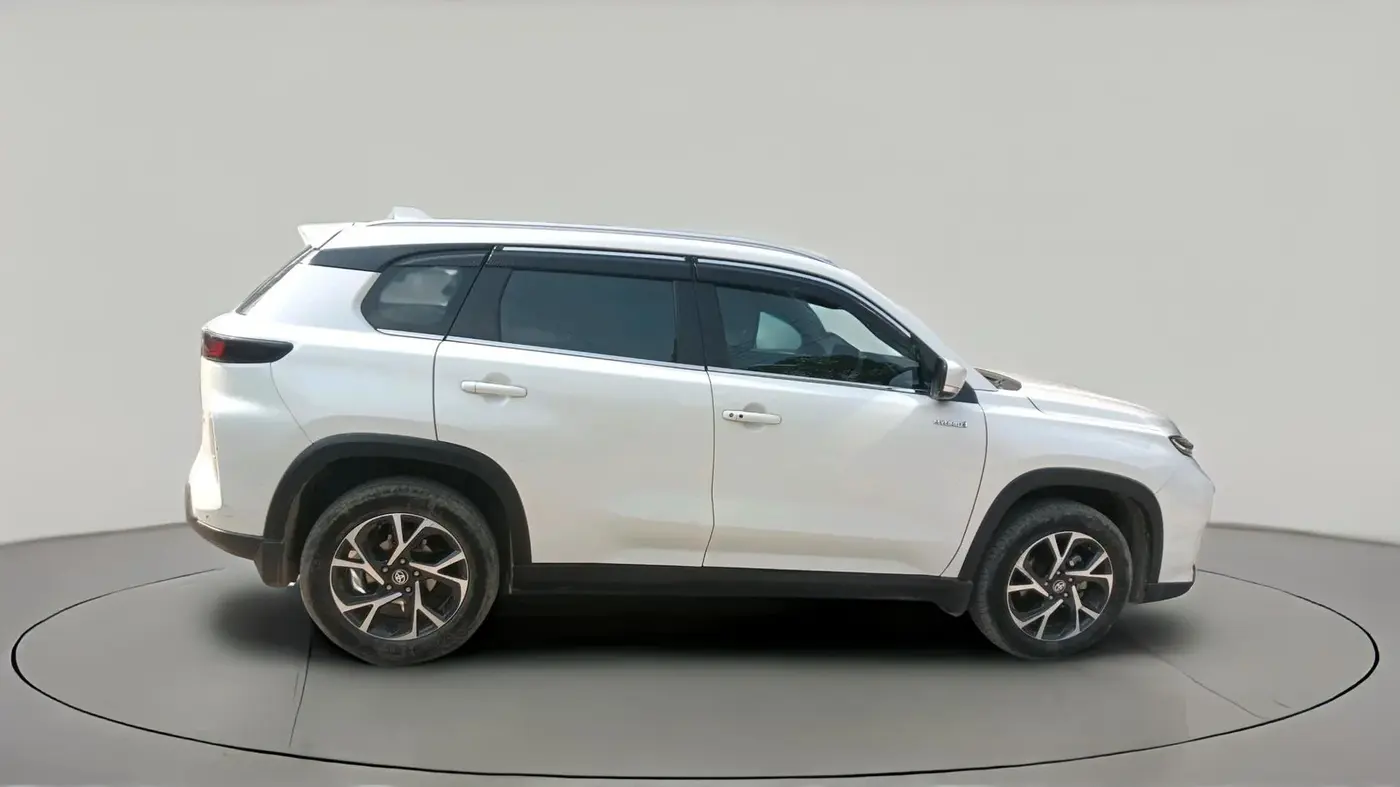 2024 Toyota URBAN CRUISER HYRYDER G HYBRID, Hybrid, Automatic, 74,380 km, exterior