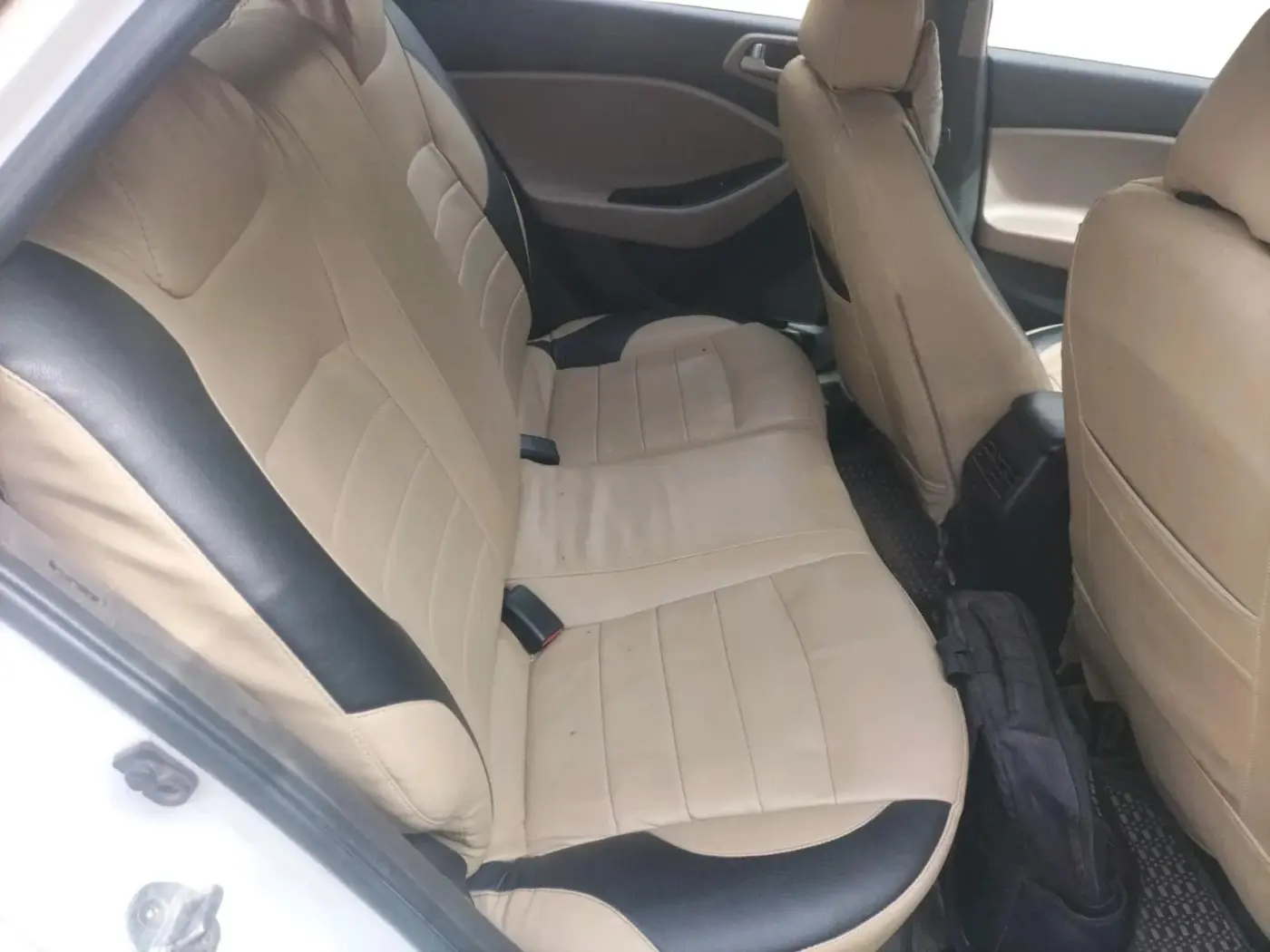 2019 Hyundai Elite i20 MAGNA PLUS 1.2, Petrol, Manual, 1,05,056 km, interior