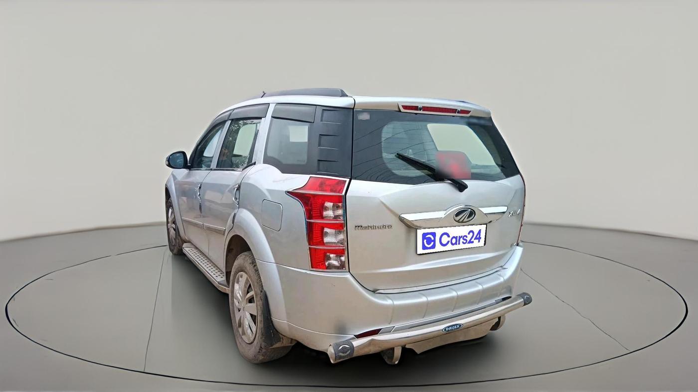 2016 Mahindra XUV500 W4, Diesel, Manual, 54,398 km, exterior