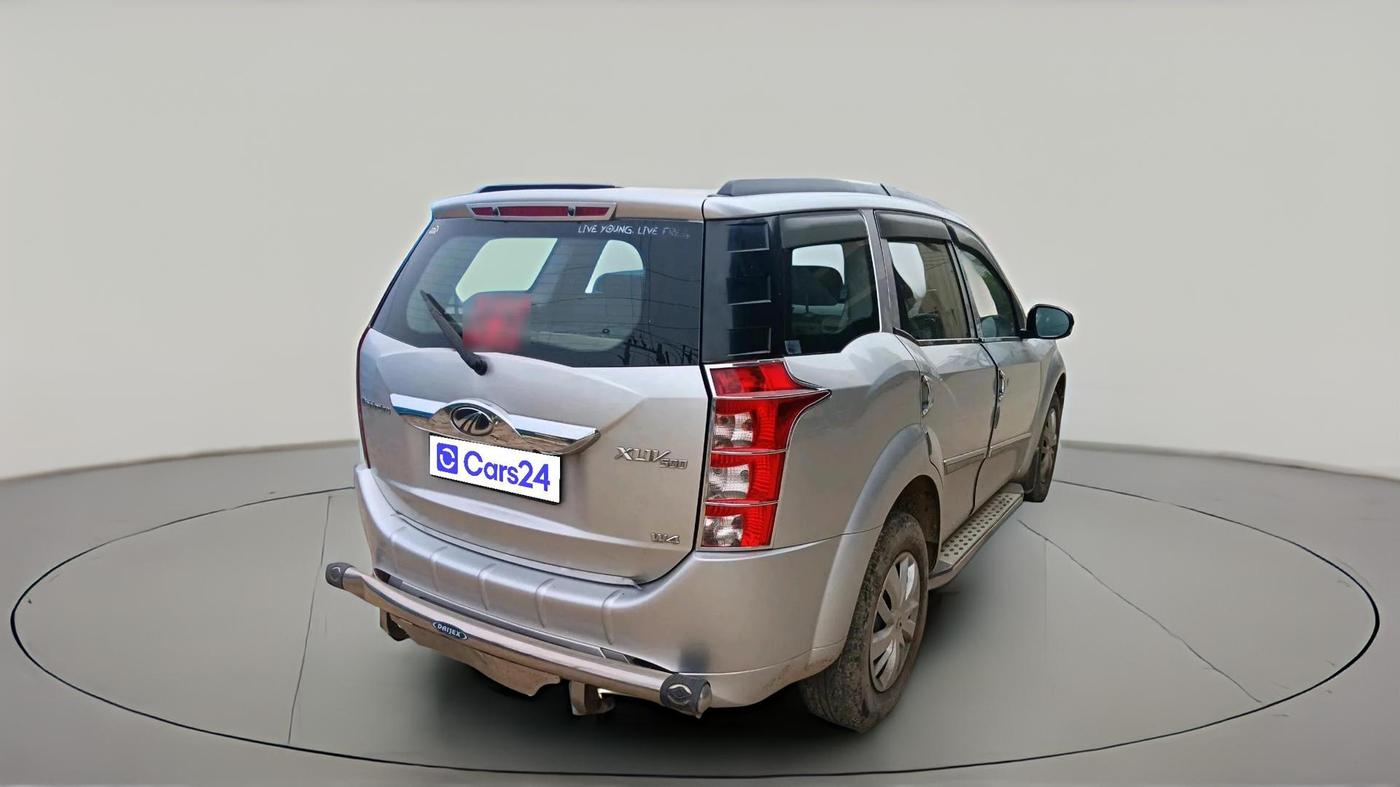 2016 Mahindra XUV500 W4, Diesel, Manual, 54,398 km, exterior