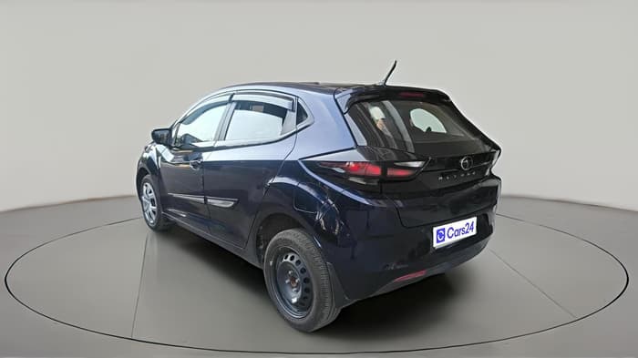 2024 Tata ALTROZ XTA, Petrol, Automatic, 7,949 km, exterior