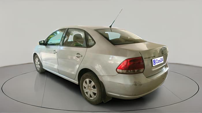2011 Volkswagen Vento TRENDLINE 1.6, Petrol, Manual, 1,17,643 km, exterior