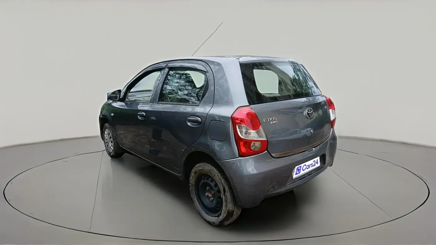 2014 Toyota Etios Liva G, Petrol, Manual, 1,18,781 km, exterior