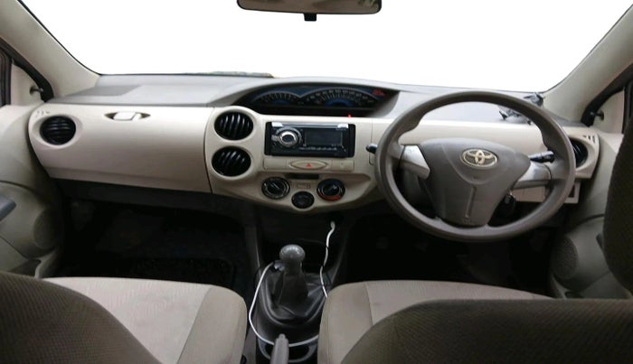 2014 Toyota Etios Liva G, Petrol, Manual, 1,18,781 km, interior
