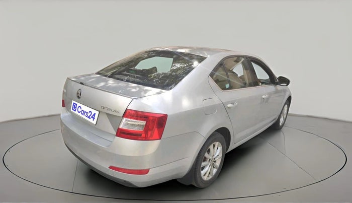 2016 Skoda Octavia STYLE PLUS AT 1.8 TSI, Petrol, Automatic, 1,03,967 km, exterior