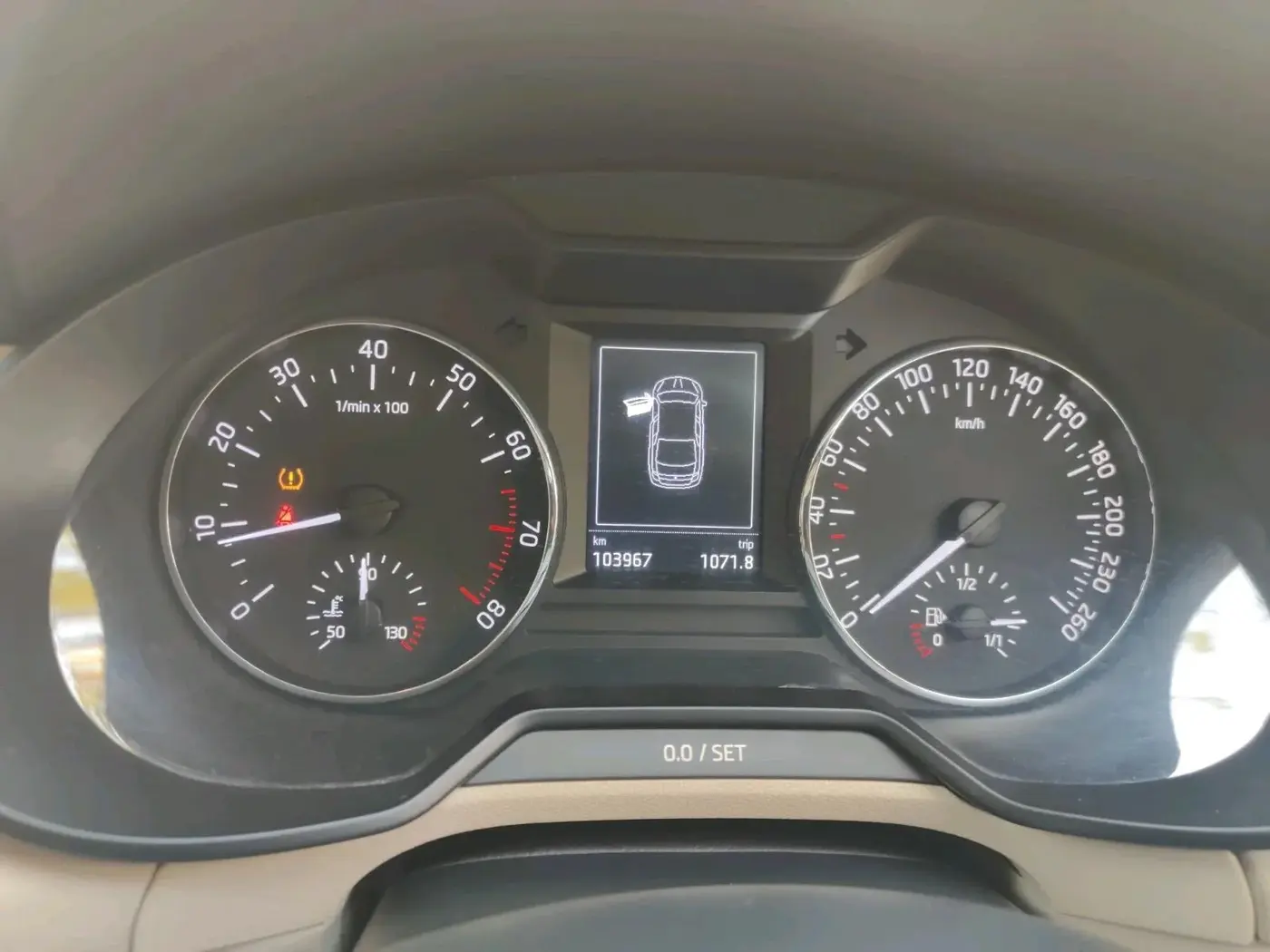2016 Skoda Octavia STYLE PLUS AT 1.8 TSI, Petrol, Automatic, 1,03,967 km, interior