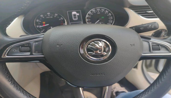 2016 Skoda Octavia STYLE PLUS AT 1.8 TSI, Petrol, Automatic, 1,03,967 km, interior