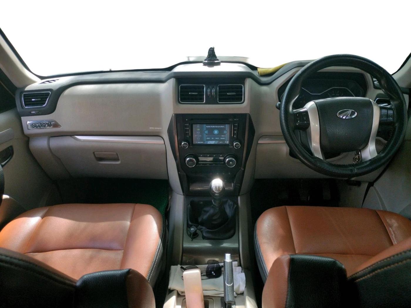 2017 Mahindra Scorpio S10, Diesel, Manual, 1,55,885 km, interior