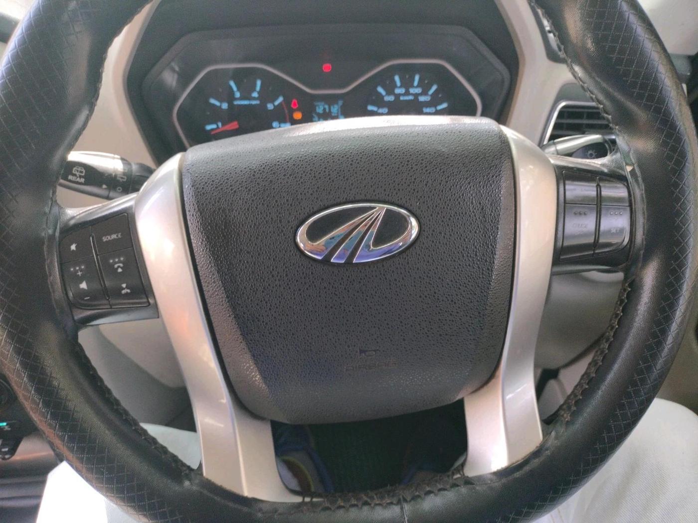 2017 Mahindra Scorpio S10, Diesel, Manual, 1,55,885 km, interior