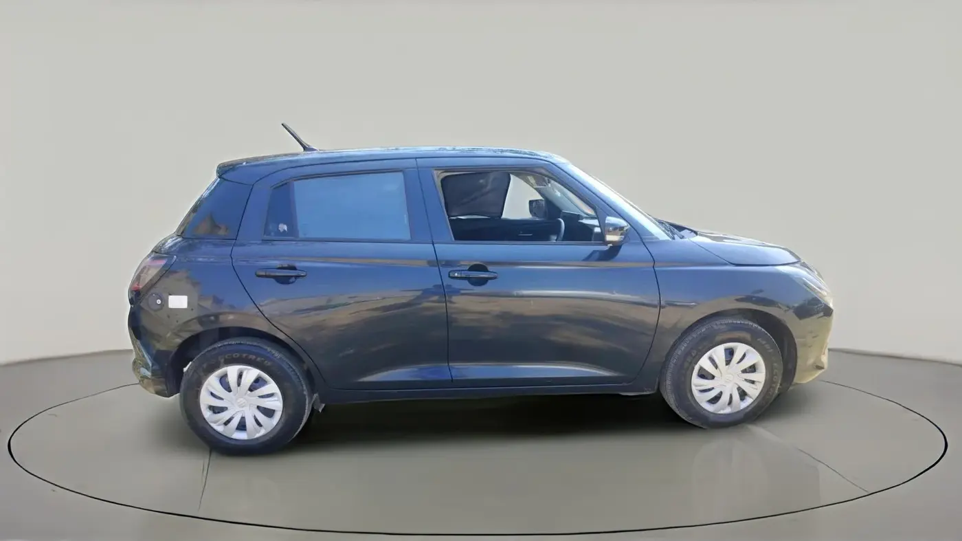 2025 Maruti Swift VXI 1.2L CNG, Petrol, Manual, 19,459 km, exterior