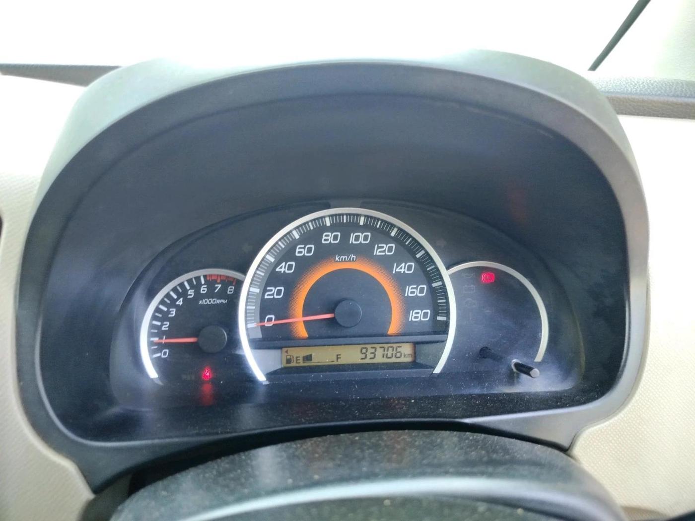 2013 Maruti Wagon R 1.0 VXI, Petrol, Manual, 93,706 km, interior