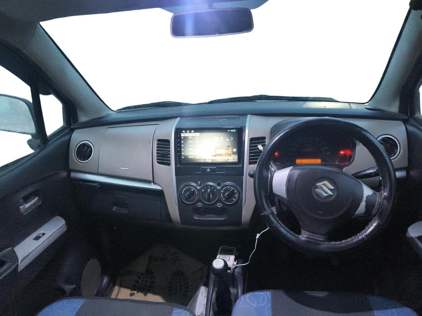 2013 Maruti Wagon R 1.0 LXI CNG, CNG, Manual, 1,41,666 km, interior