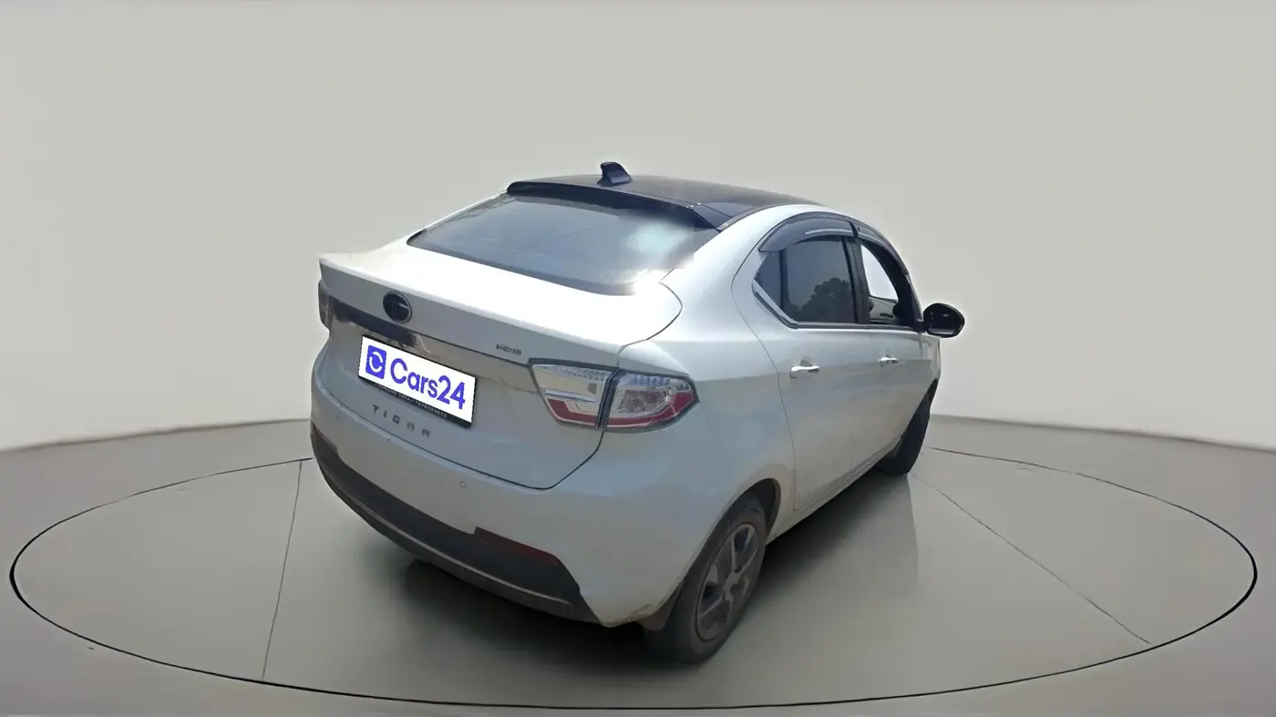 2025 Tata TIGOR XZA Plus iCNG , CNG, Automatic, 22,136 km, exterior