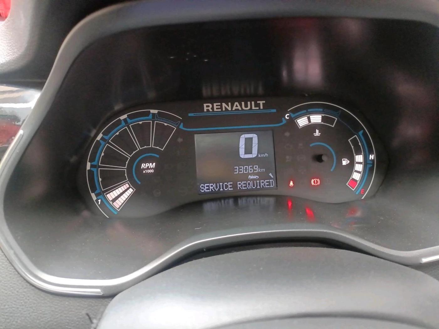 2020 Renault TRIBER RXT, Petrol, Manual, 33,069 km, interior