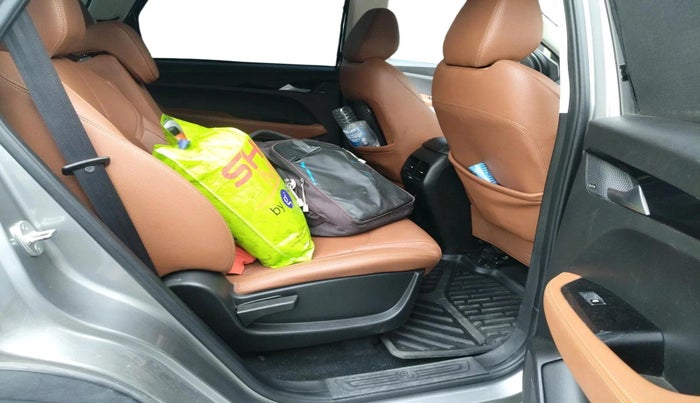 2020 MG HECTOR PLUS SHARP 1.5 PETROL TURBO DCT 6-STR, Petrol, Automatic, 81,967 km, interior