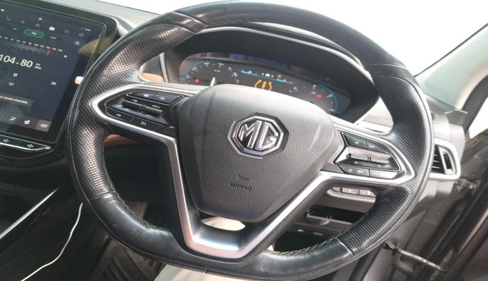 2020 MG HECTOR PLUS SHARP 1.5 PETROL TURBO DCT 6-STR, Petrol, Automatic, 81,967 km, interior