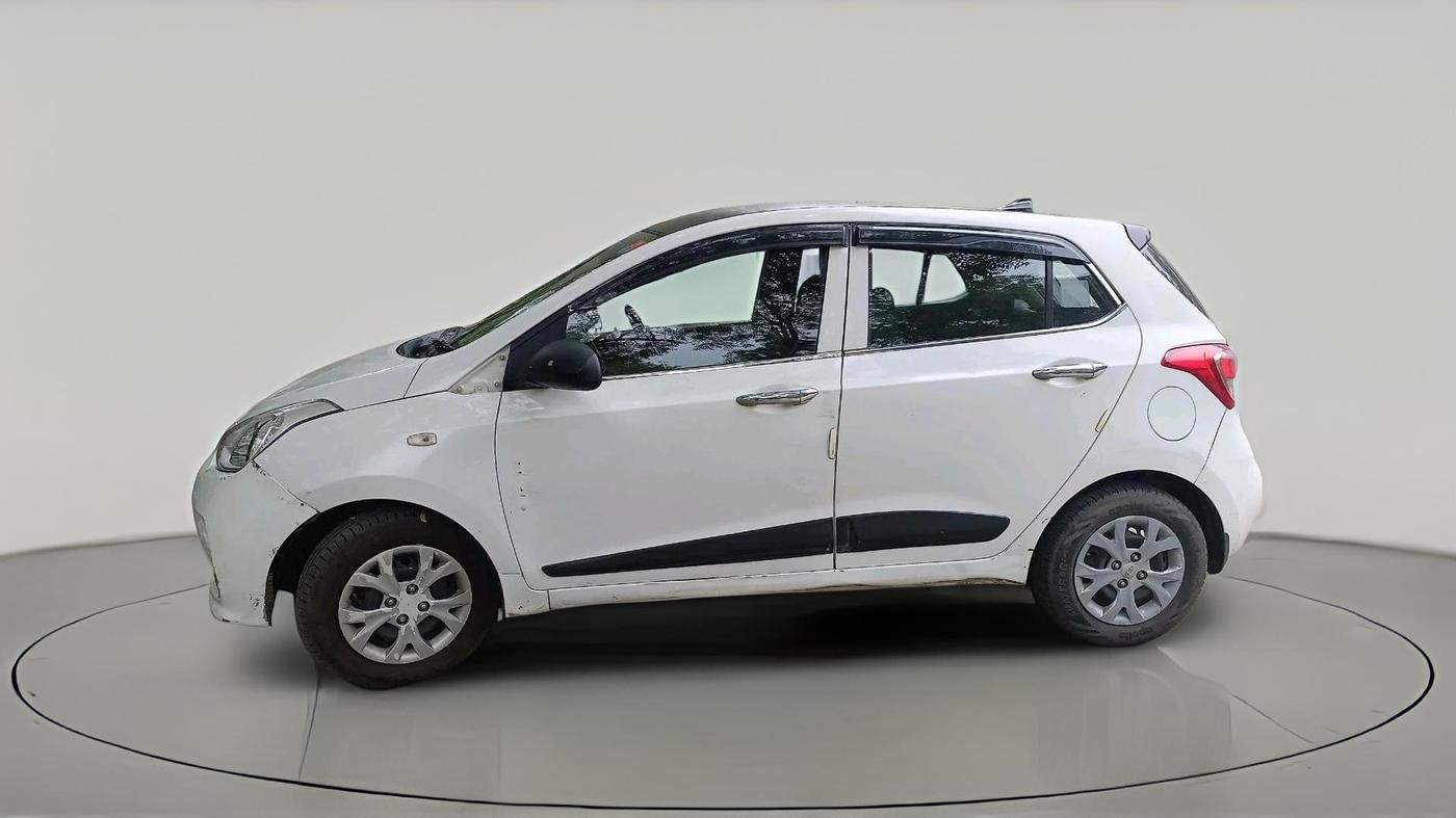 2016 Hyundai Grand i10 MAGNA 1.1 CRDI, Diesel, Manual, 1,19,463 km, exterior