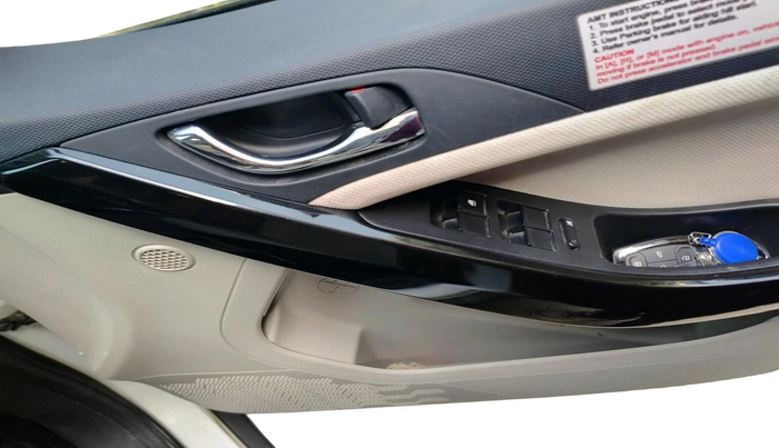 2023 Tata NEXON XZA PLUS PETROL, Petrol, Automatic, 31,767 km, interior
