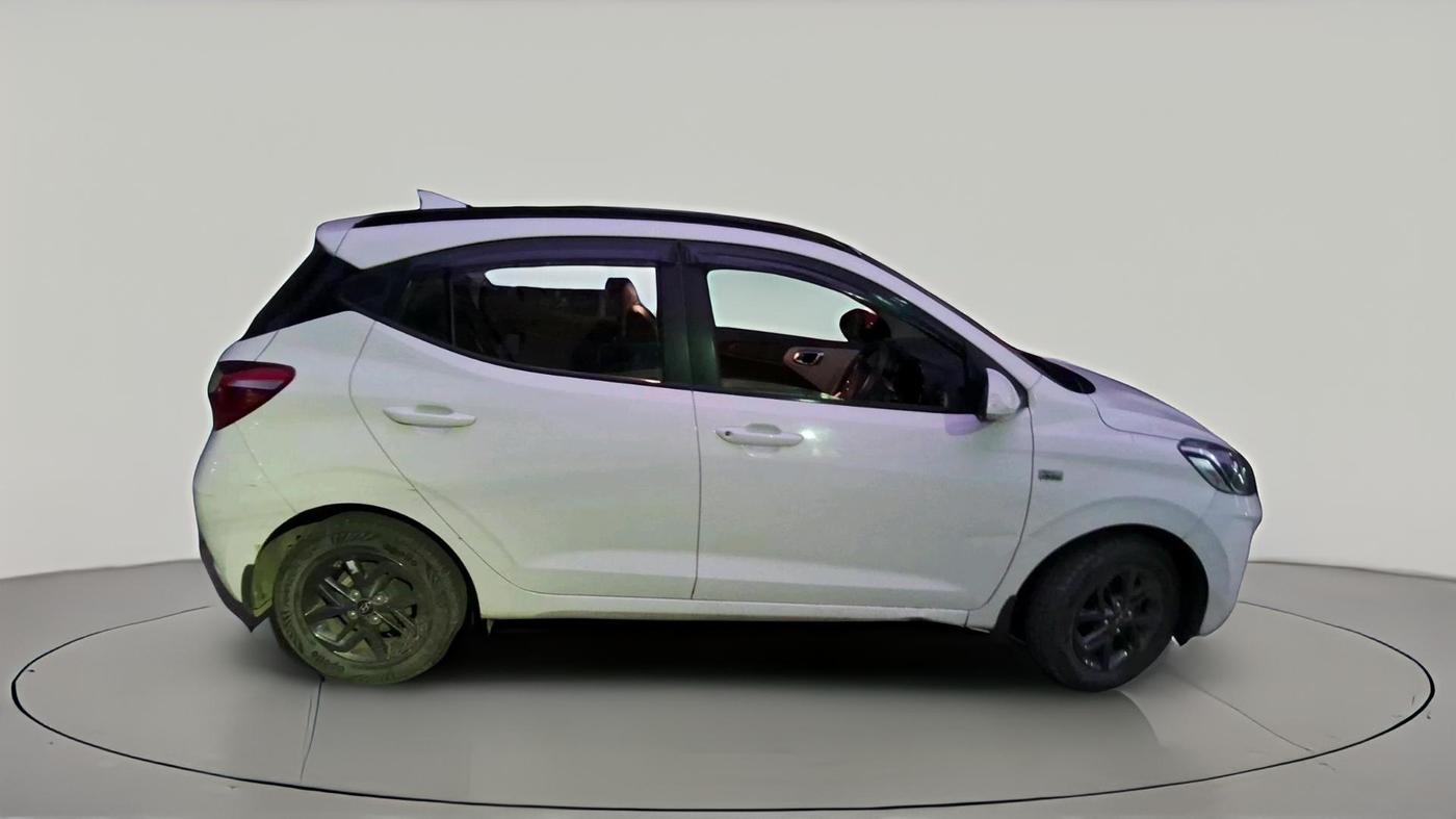 2022 Hyundai GRAND I10 NIOS SPORTZ AMT 1.2 KAPPA VTVT, Petrol, Automatic, 42,452 km, exterior