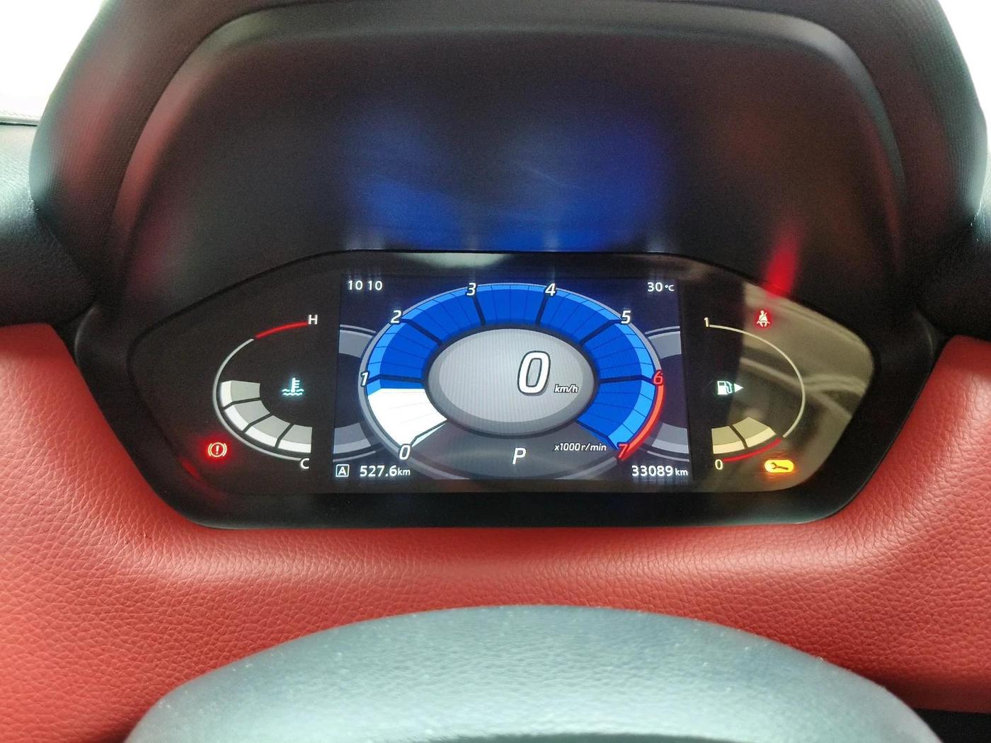2023 Nissan MAGNITE XV PREMIUM TURBO CVT, Petrol, Automatic, 33,089 km, interior