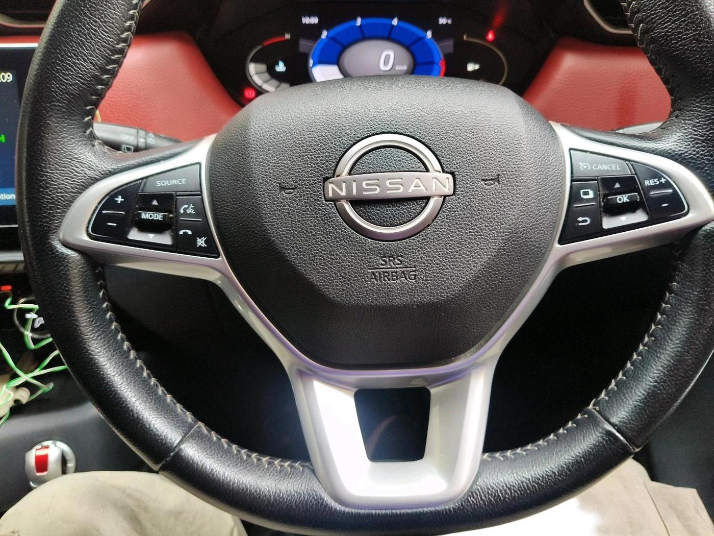 2023 Nissan MAGNITE XV PREMIUM TURBO CVT, Petrol, Automatic, 33,089 km, interior