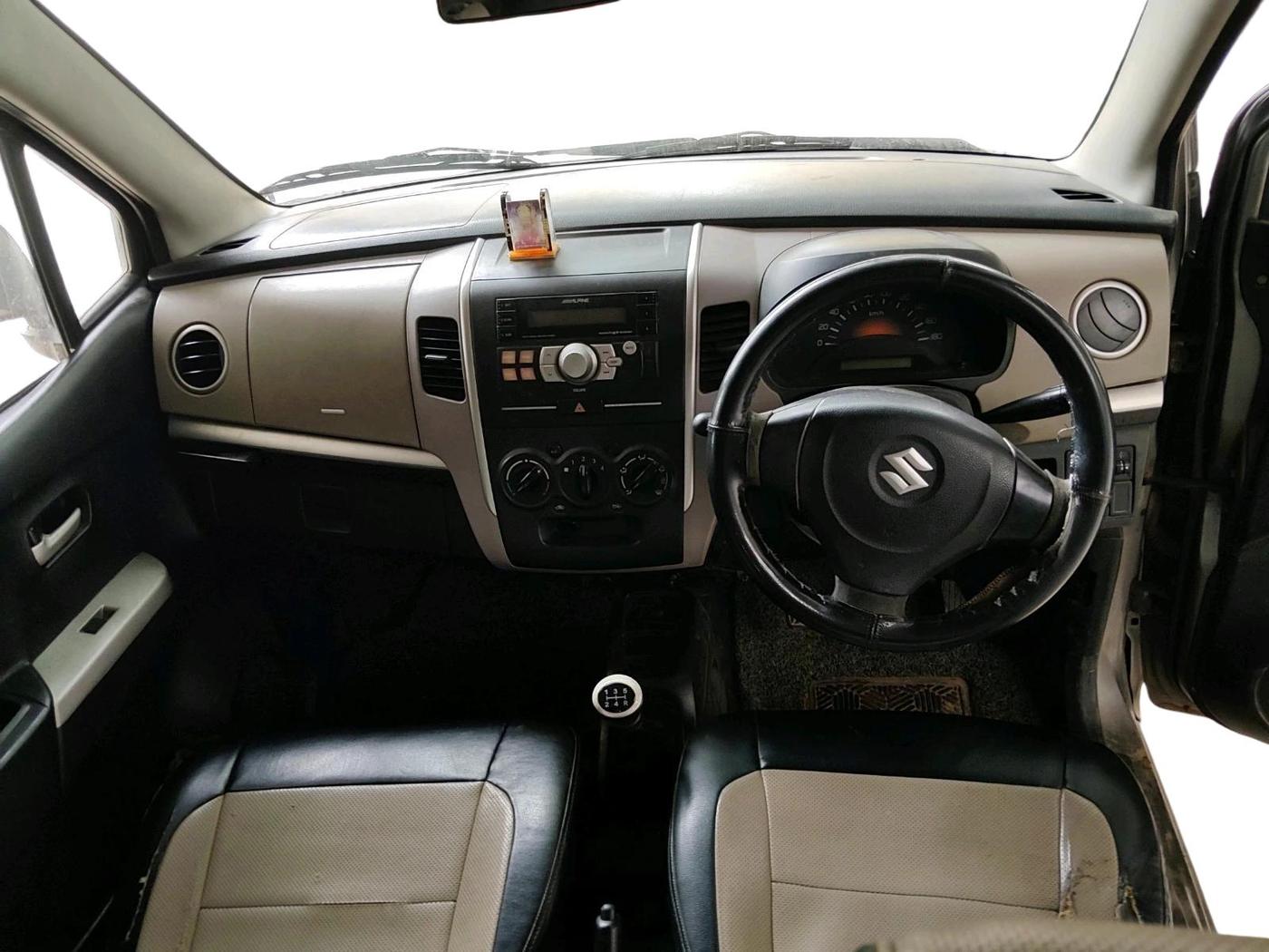 2013 Maruti Wagon R 1.0 LXI, CNG, Manual, 93,919 km, interior