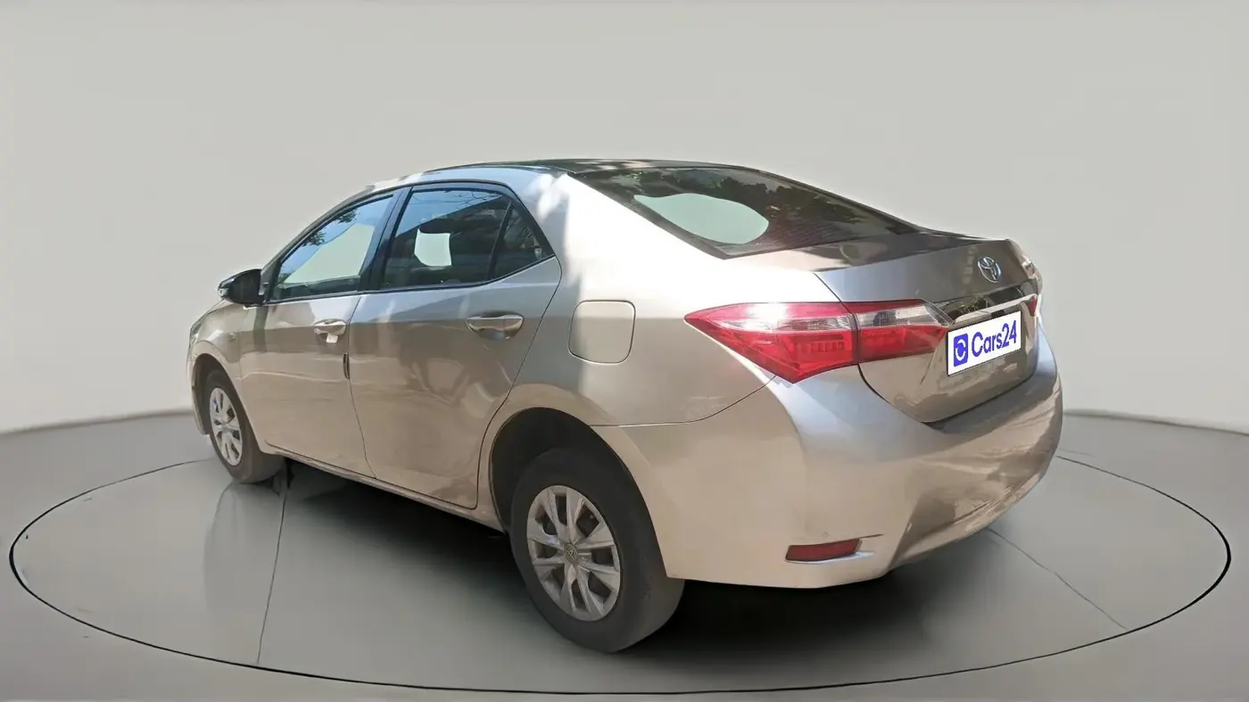 2015 Toyota Corolla Altis JS PETROL, CNG, Manual, 1,20,429 km, exterior