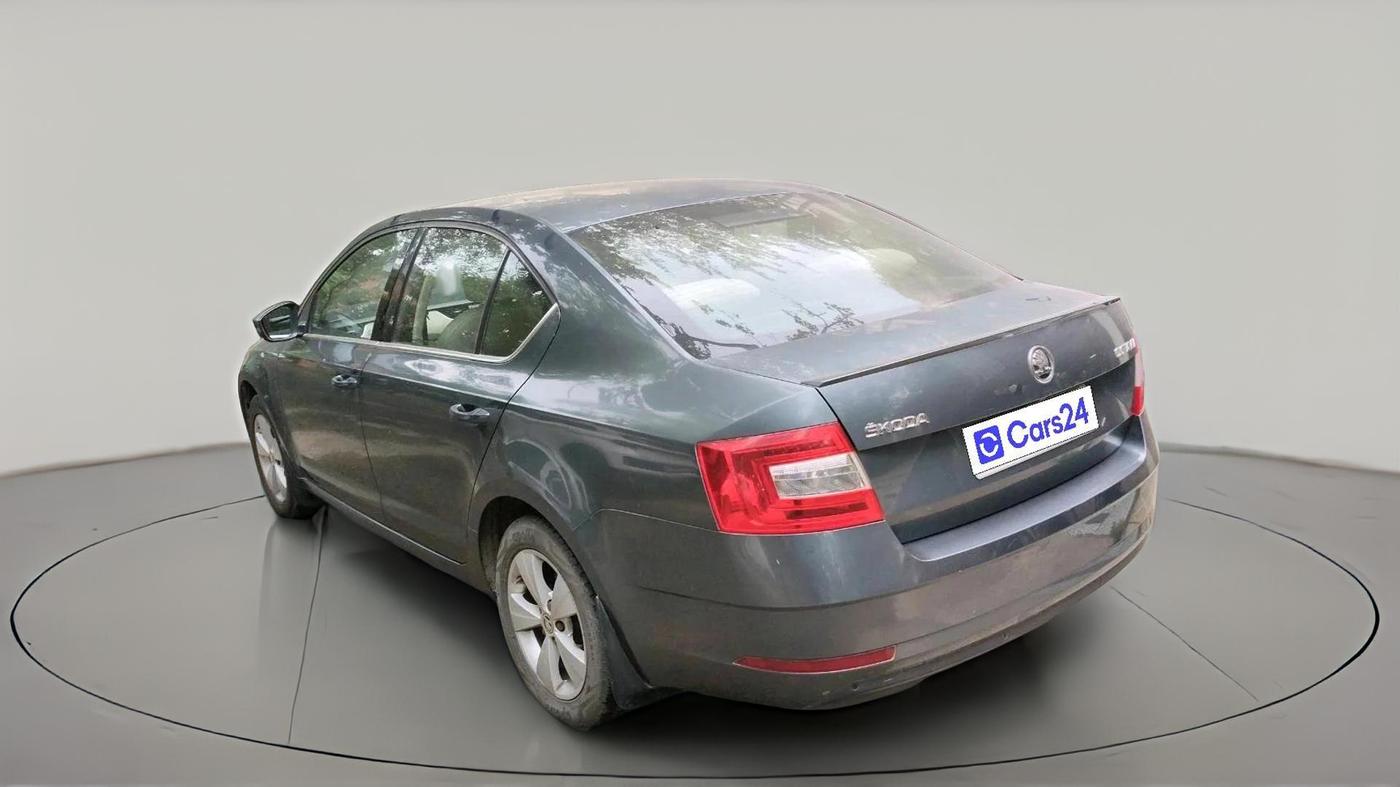 2017 Skoda Octavia STYLE 1.8 TSI AT, Petrol, Automatic, 98,090 km, exterior