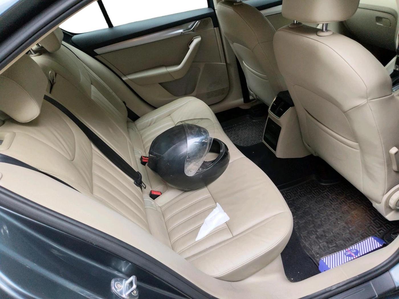 2017 Skoda Octavia STYLE 1.8 TSI AT, Petrol, Automatic, 98,090 km, interior