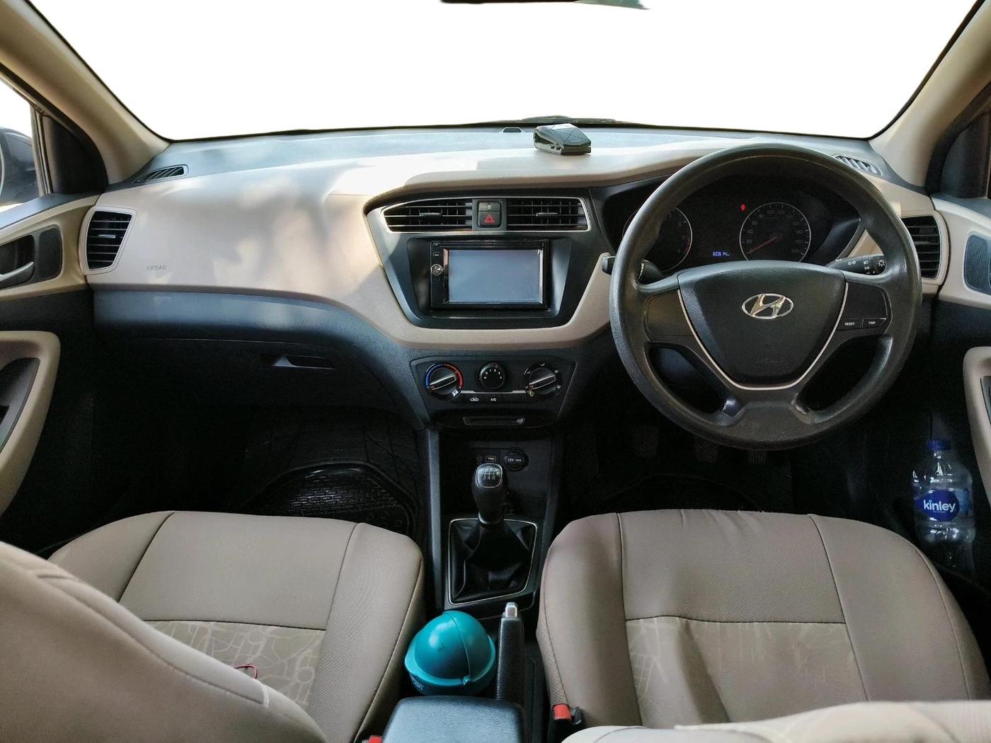 2018 Hyundai Elite i20 MAGNA EXECUTIVE 1.2, Petrol, Manual, 60,614 km, interior