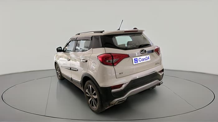 2021 Mahindra XUV300 W8 (O) 1.2 PETROL, Petrol, Manual, 31,005 km, exterior