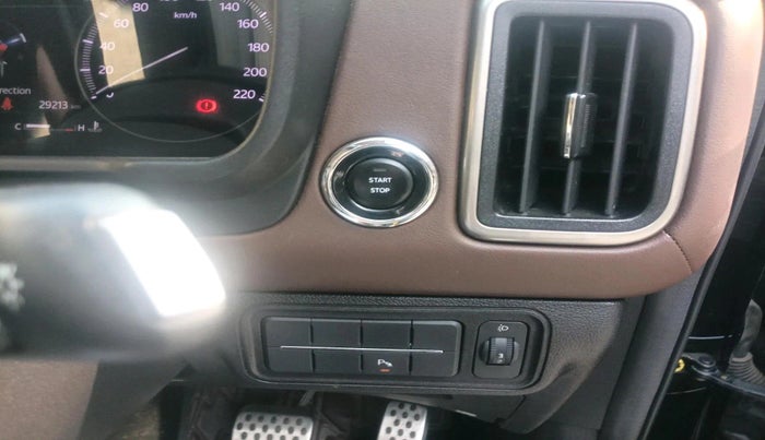 2025 Mahindra SCORPIO-N Z8 L DIESEL AT 2WD 7 STR, Diesel, Automatic, 29,213 km, interior