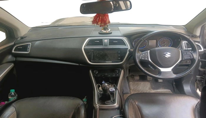 2017 Maruti S Cross ALPHA 1.3, Diesel, Manual, 66,161 km, interior