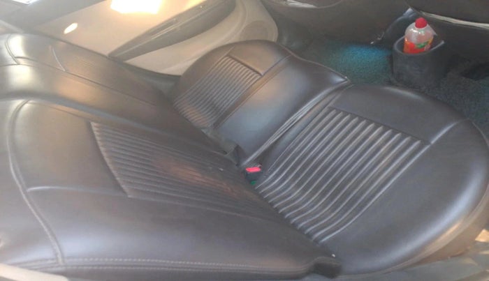 2014 Hyundai i20 MAGNA 1.2, Petrol, Manual, 63,908 km, interior