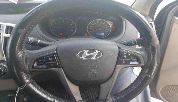 2014 Hyundai i20 MAGNA 1.2, Petrol, Manual, 63,908 km, interior