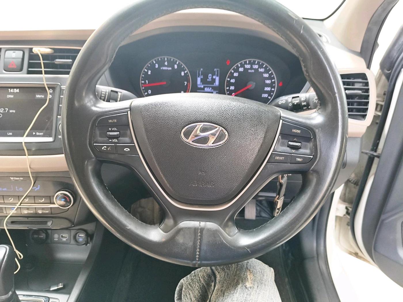 2018 Hyundai Elite i20 ASTA 1.2  CVT, Petrol, Automatic, 50,560 km, interior