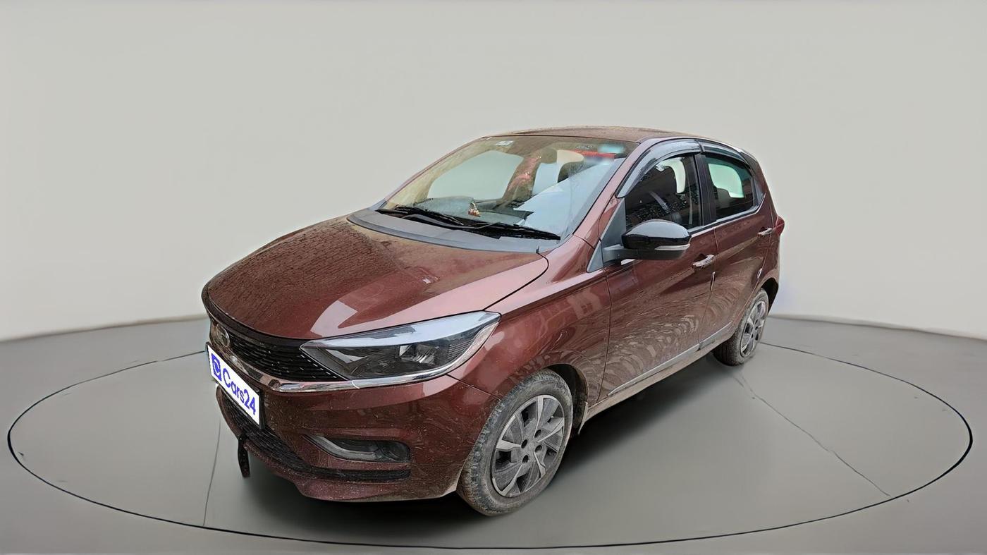2025 Tata Tiago XTA PETROL, Petrol, Automatic, 21,791 km, exterior