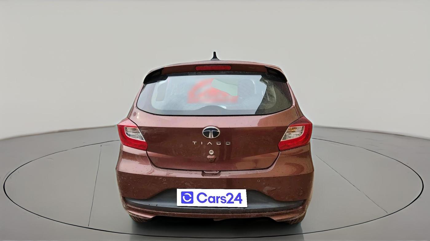 2025 Tata Tiago XTA PETROL, Petrol, Automatic, 21,791 km, exterior