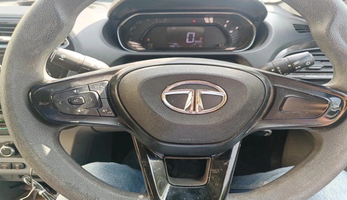 2023 Tata Tiago XT CNG, CNG, Manual, 44,276 km, interior